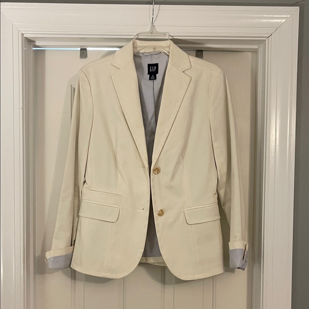 GAP Women's Cream Blazer - Size 6 TALL